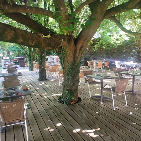 Hotel Bon Repos Barbezieux-Saint-Hilaire Екстер'єр фото