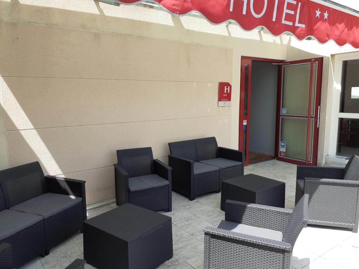 Hotel Bon Repos Barbezieux-Saint-Hilaire Екстер'єр фото